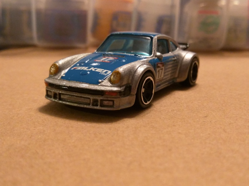 Illustration for article titled Friday Corrections: Falken Porsche 934 Turbo RSR